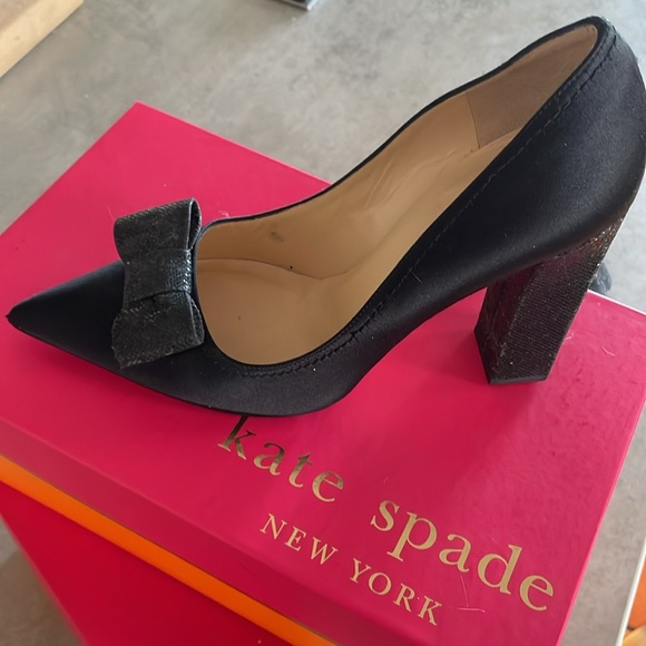 KATE SPADE-HOT Tuxedo HEELS! original box and dust bag! - Picture 5 of 12